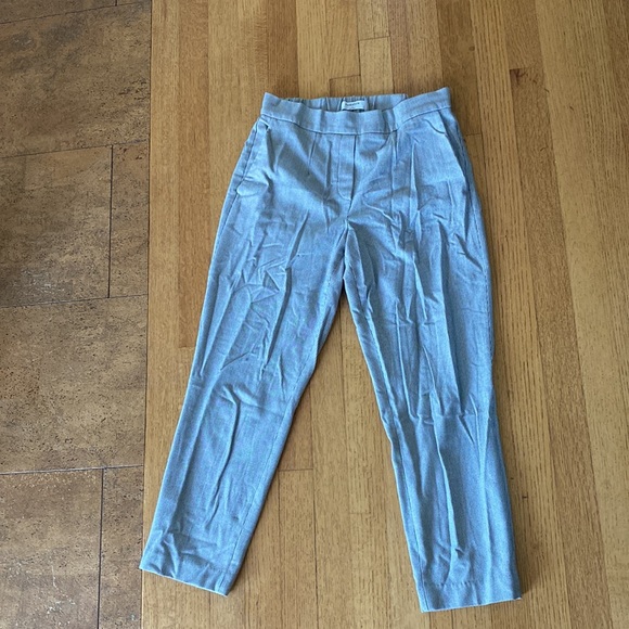 Babaton - Picture 2 of 2